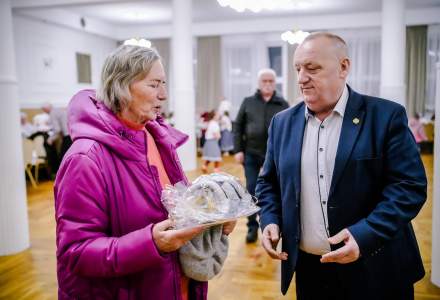 Uczestnicy Świątecznego Spotkania dla Seniorów w Koniakowie fot. M.Kuźma