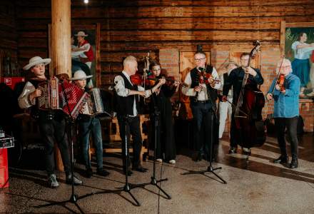 Potańcówka  „U Ujca” fot. Jakub Matuszny