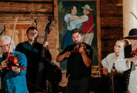 Potańcówka  „U Ujca” fot. Jakub Matuszny