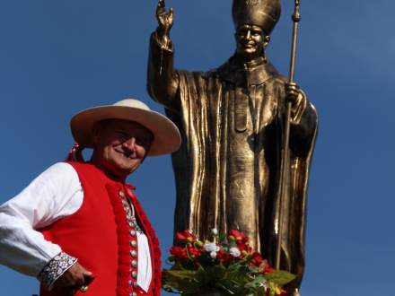 Uroczystości 100. rocznicy urodzin św. Jana Pawła II na Ochodzitej