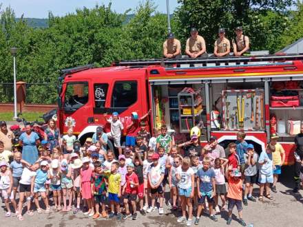 Pokaz strażacki; źródło: SP nr 1 Koniaków