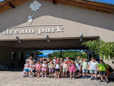 Wyjazd do "dream park"; źródło: SP nr 2 Istebna